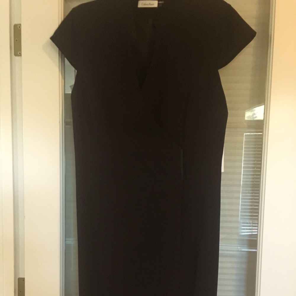 Black fitted lined Calvin Klein dress